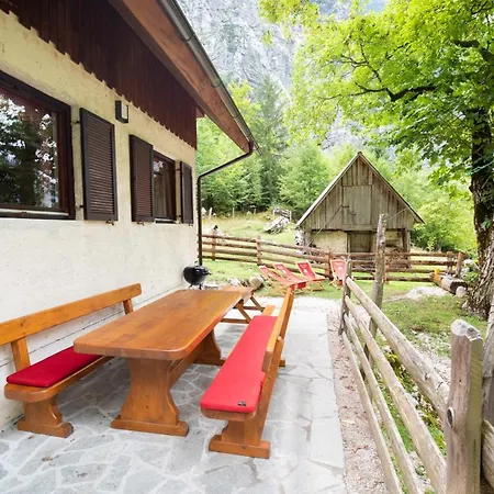 Holiday home Alpine House Antonia Trenta
